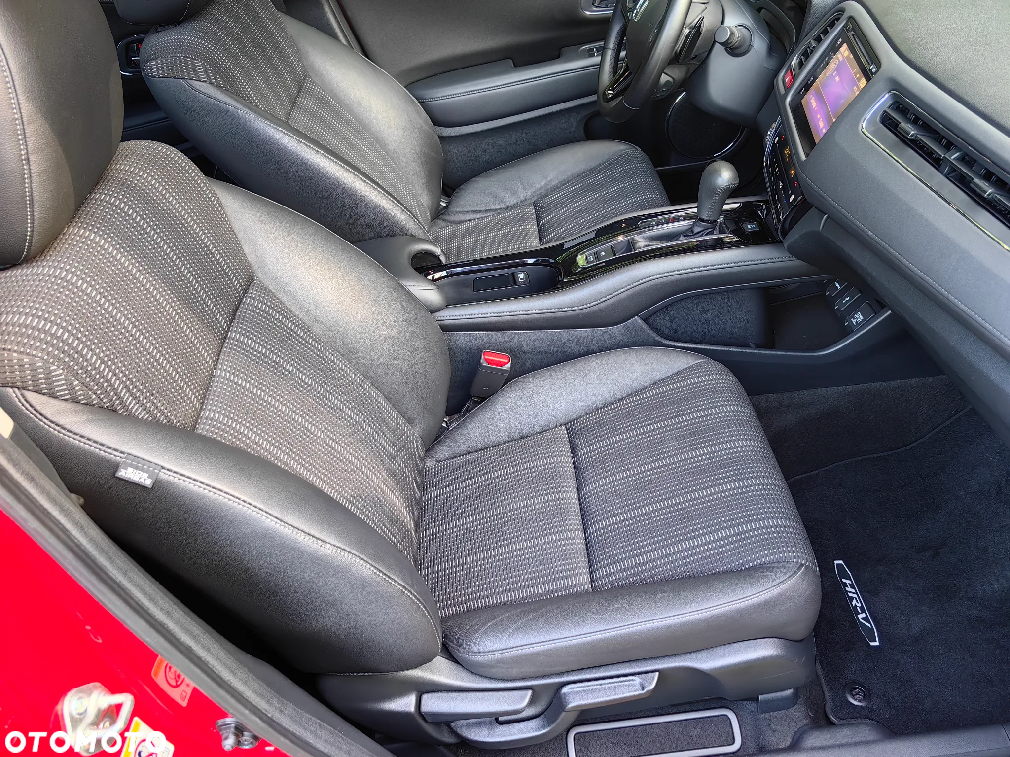 Honda HR-V 1.5 i-VTEC CVT Executive - 34