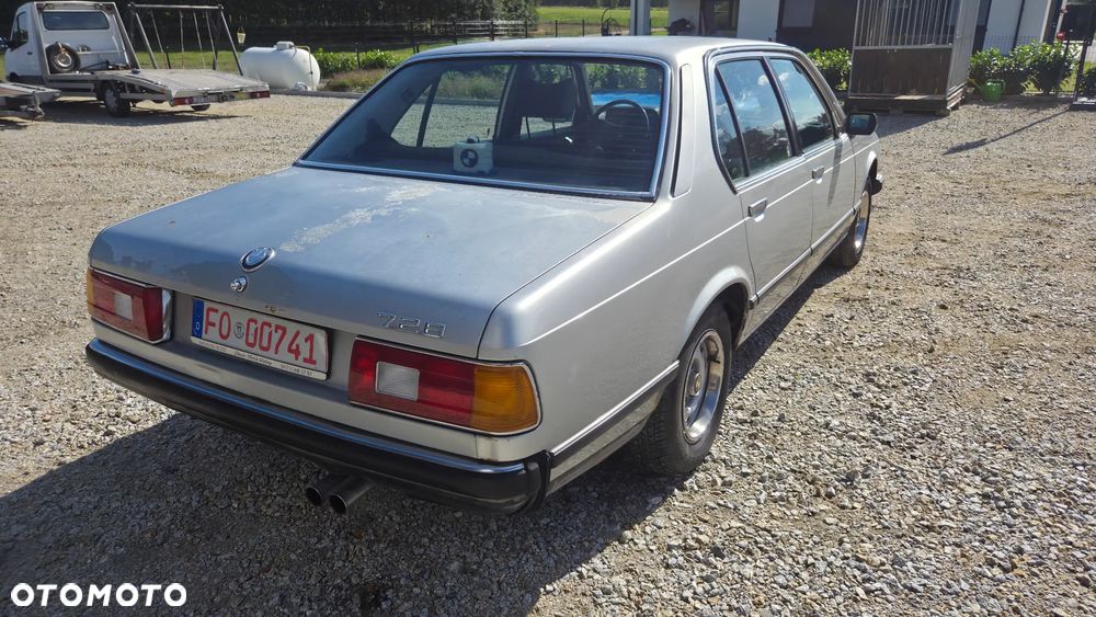BMW Seria 7 - 5
