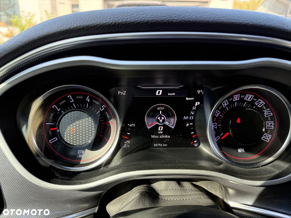 Dodge Challenger 6.4 Scat Pack - 18