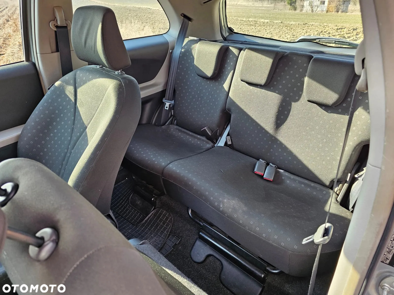 Toyota Yaris 1.0 Terra A/C - 8