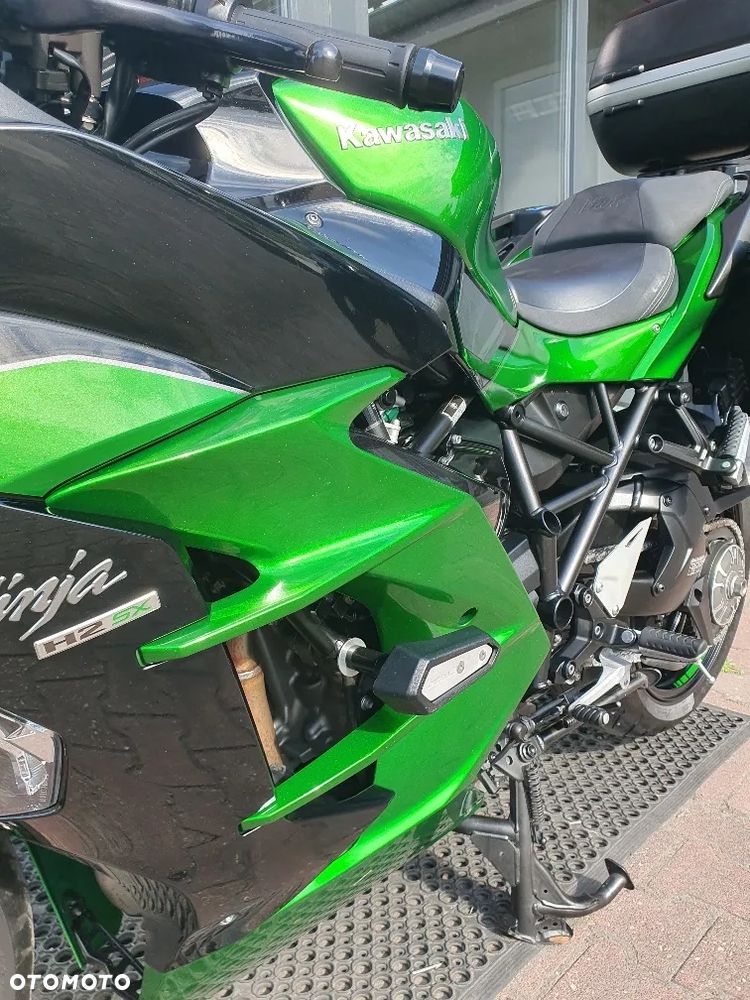 Kawasaki H2 - 7