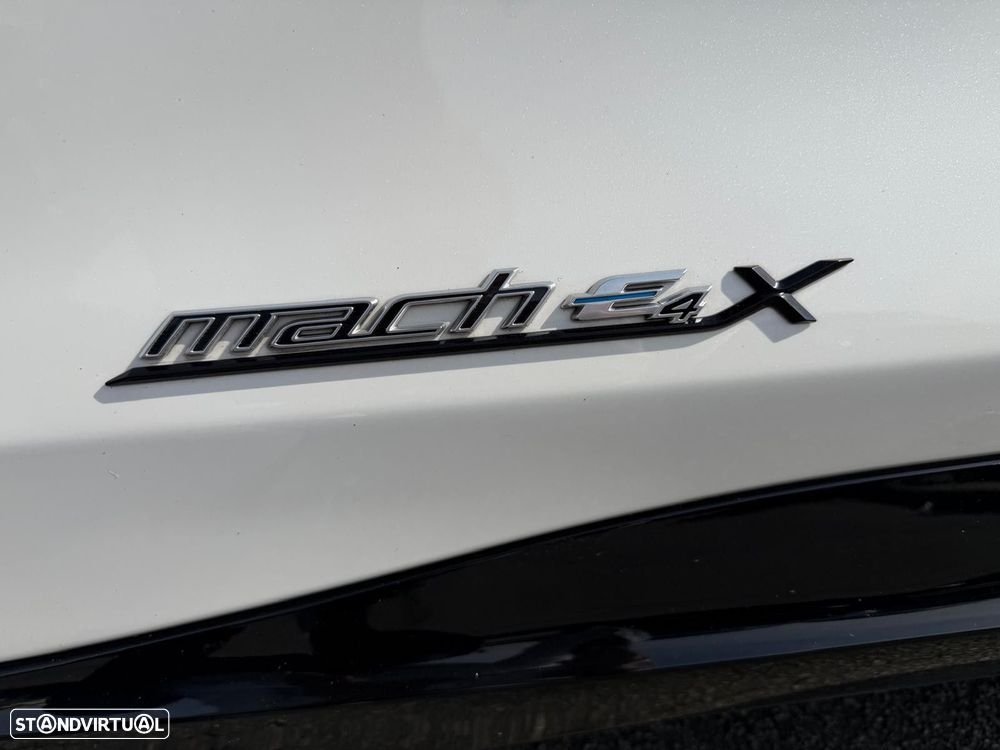 Ford Mustang Mach-E - 20