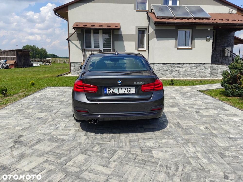 BMW Seria 3 330e iPerformance Luxury Line - 4