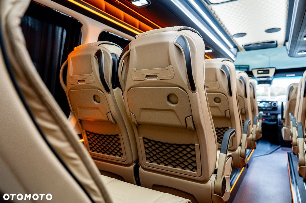 Mercedes-Benz Sprinter 519 - 11