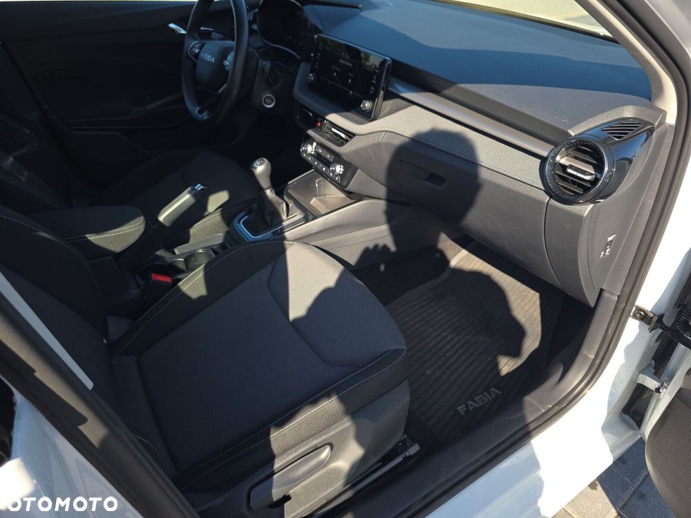 Skoda Fabia - 14