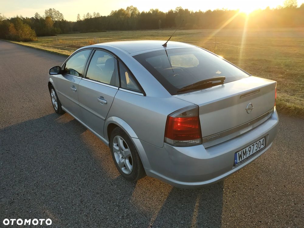 Opel Vectra 1.9 CDTI Cosmo - 7
