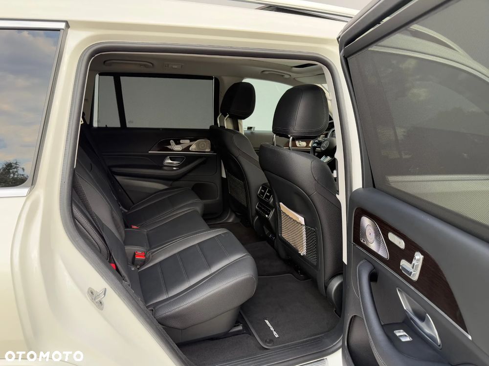 Mercedes-Benz GLS - 14