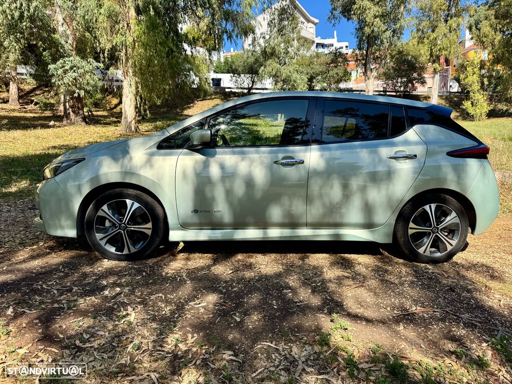 Nissan Leaf N-Connecta Two Tone - 2
