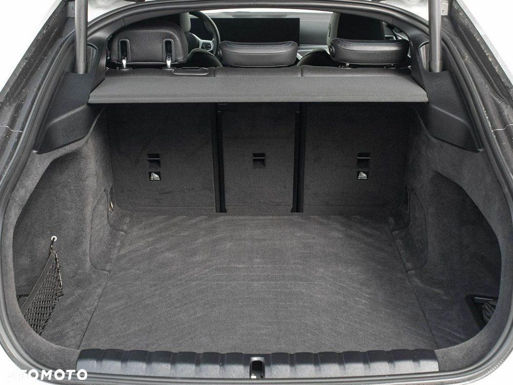 BMW i4 - 31