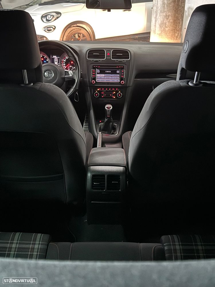 VW Golf 2.0 GTI - 3