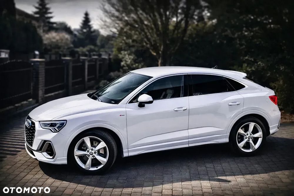 Audi Q3 Sportback - 1