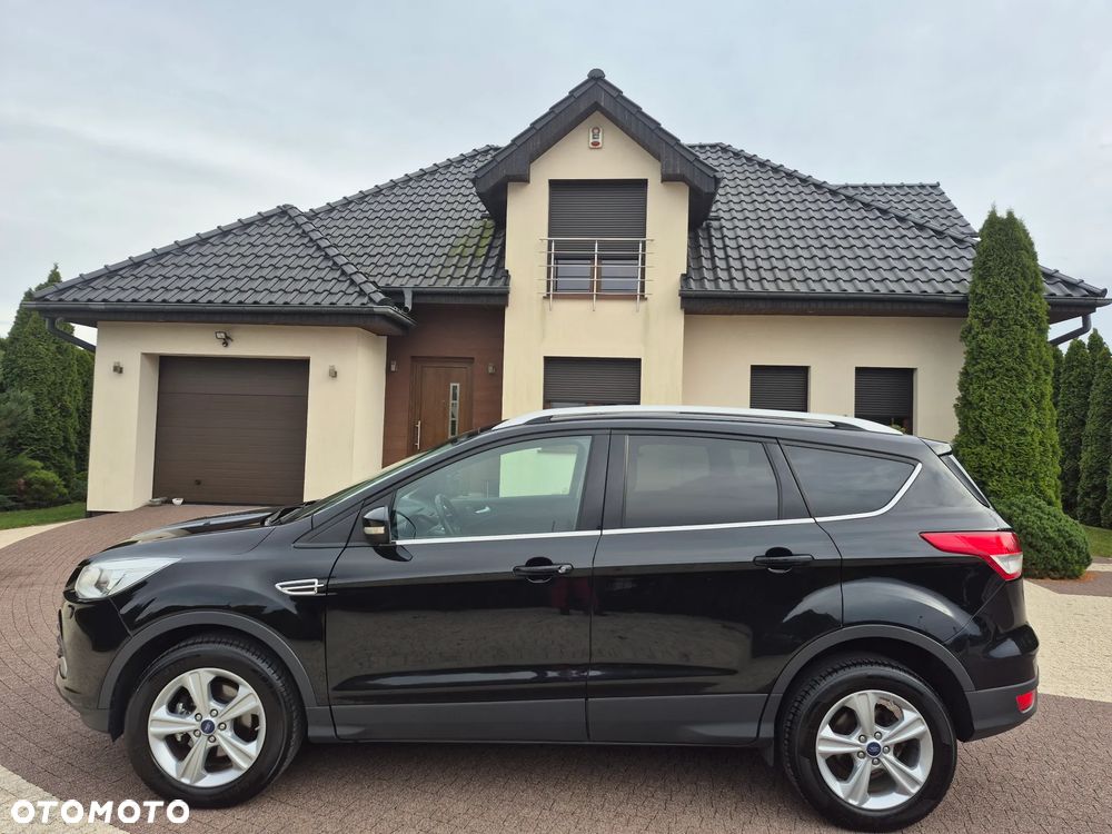 Ford Kuga 1.6 EcoBoost 2x4 Titanium - 6