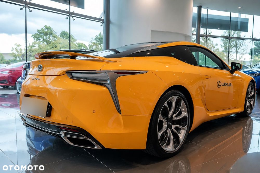 Lexus LC 500 Yellow Edition - 3