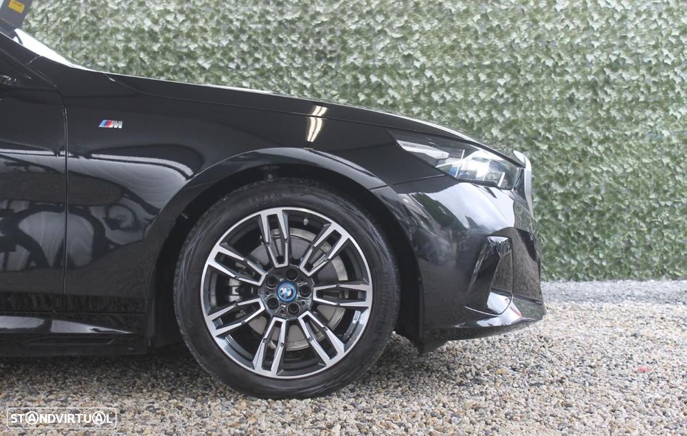 BMW 530 e Pack Desportivo M - 57