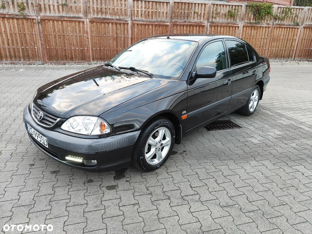 Toyota Avensis 2.0 VVT-i Sol - 1