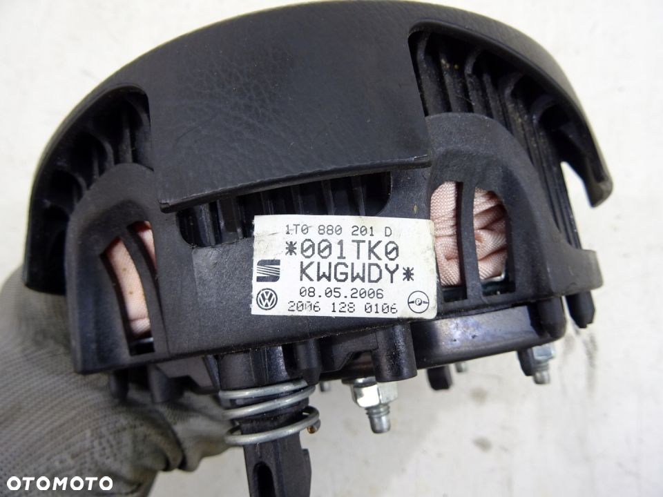 PODUSZKA AIRBAG KIEROWCY VW TOURAN 06R - 4