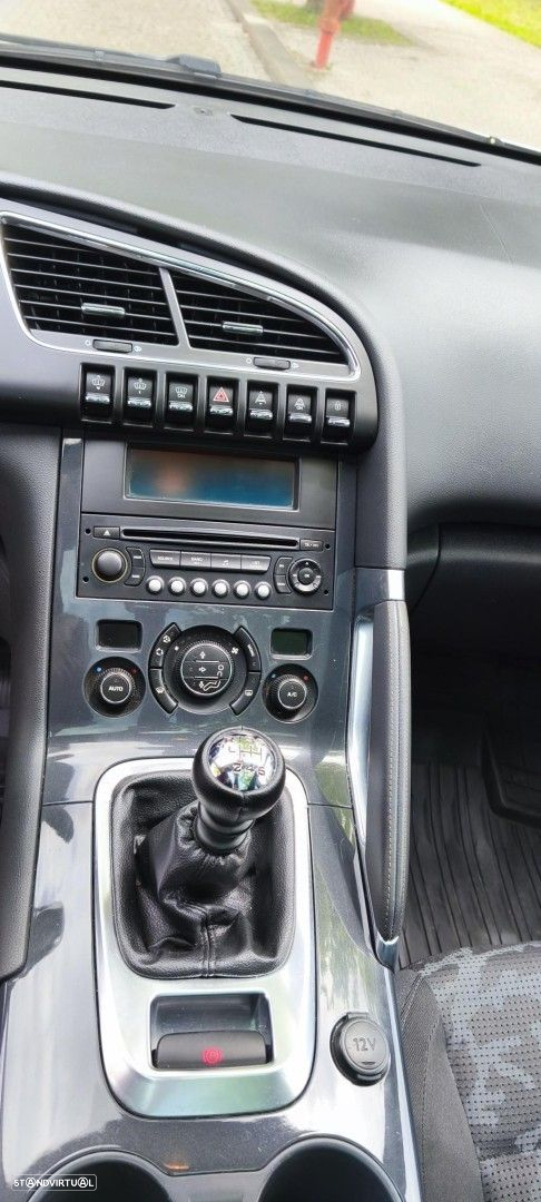 Peugeot 3008 1.6 HDi Executive - 21