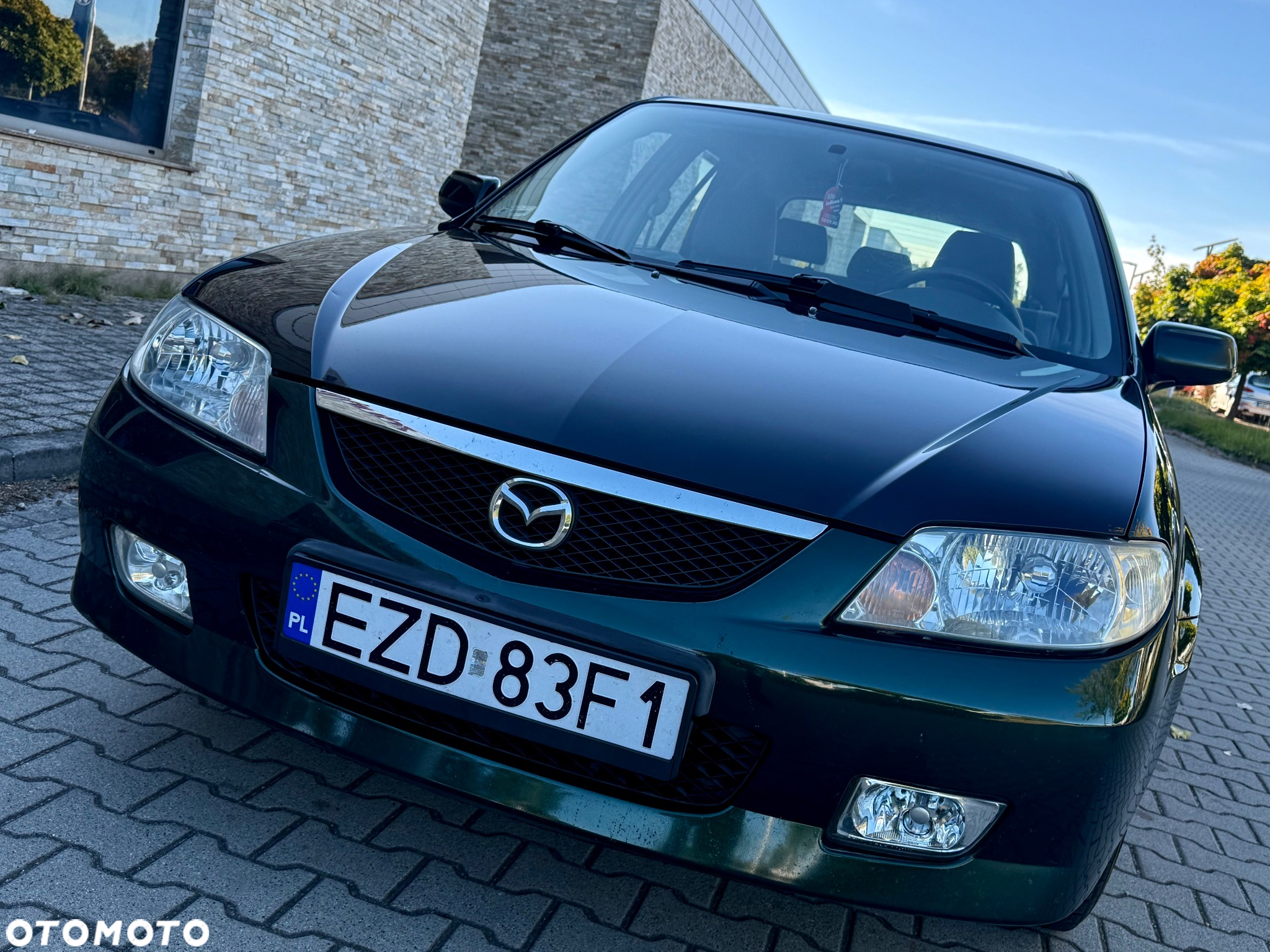 Mazda 323F 1.6 Exclusive - 12