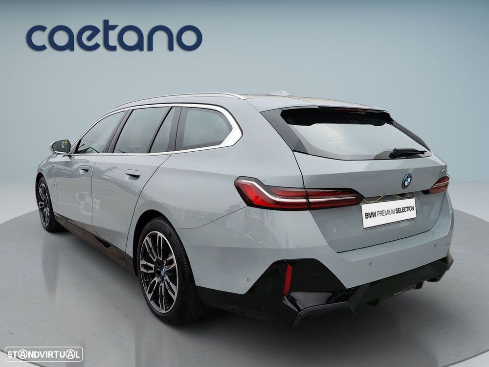 BMW 530 e Pack Desportivo M - 6