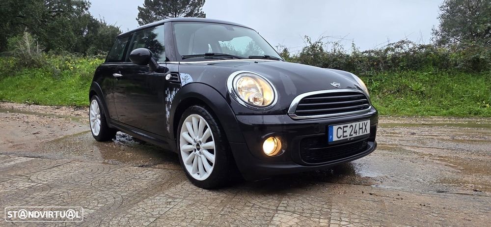 MINI 3 Portas Cooper D 50 Camden - 3