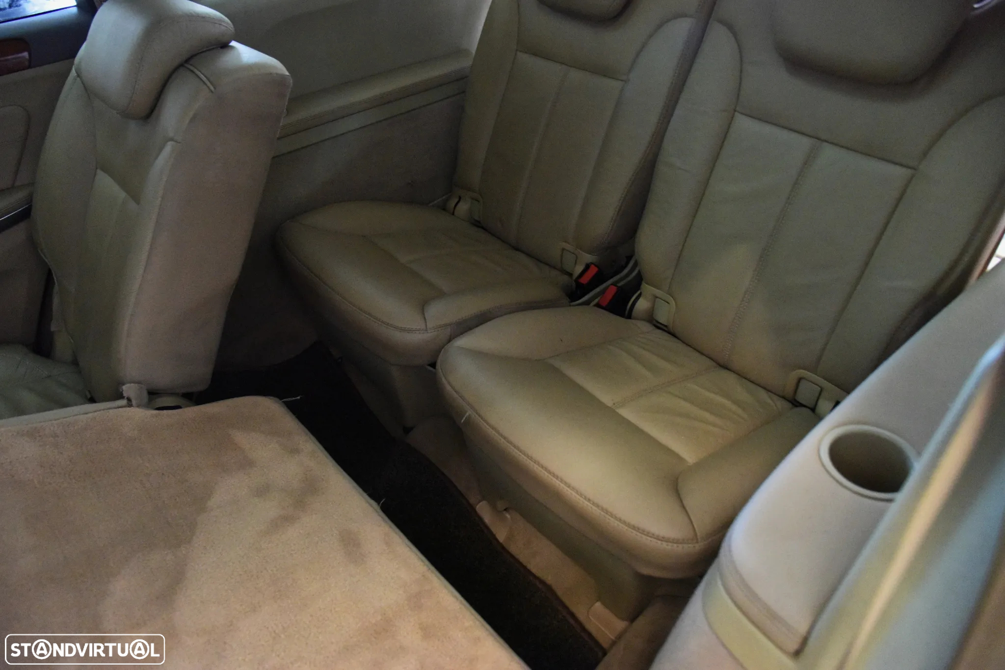 Mercedes-Benz GL 350 CDi BlueEfficiency - 32