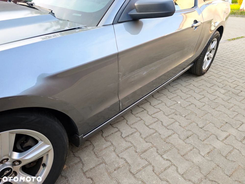 Ford Mustang 3.7 V6 - 12