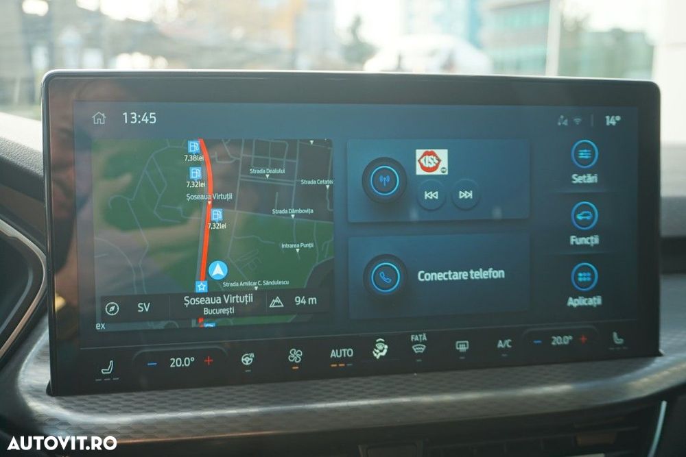Ford Kuga 1.5 EcoBoost A8 FWD Titanium - 8