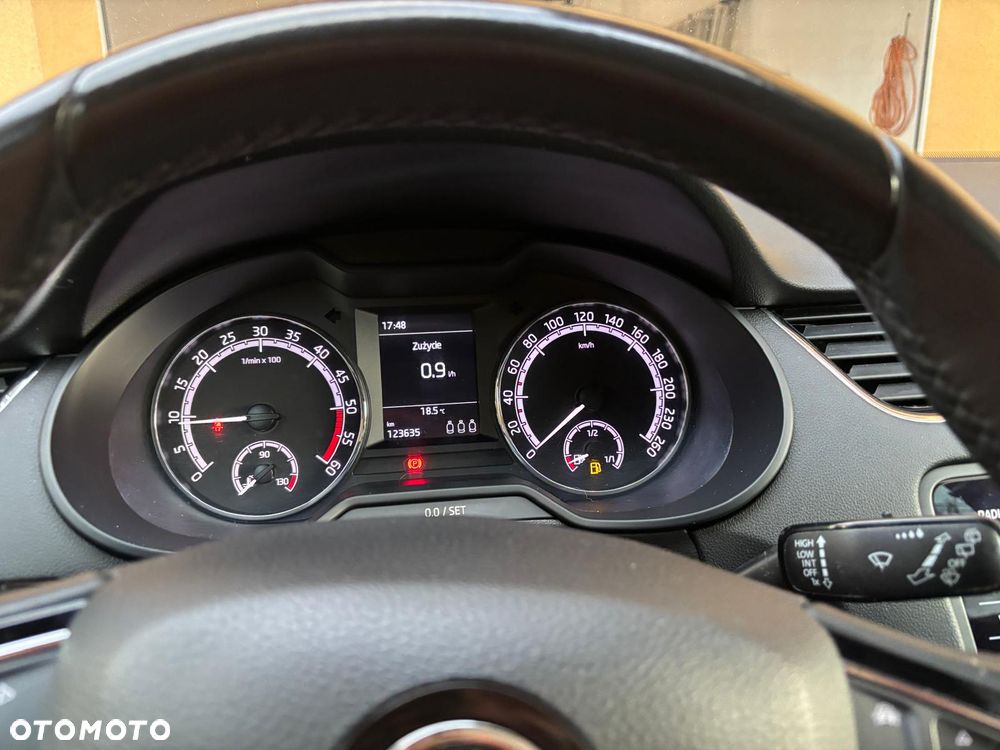 Skoda Octavia 1.6 TDI Ambition - 6