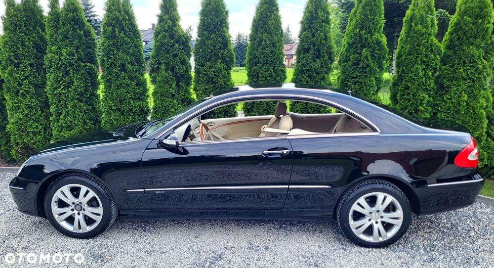Mercedes-Benz CLK - 10