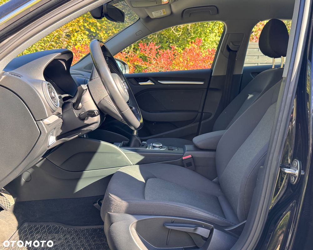 Audi A3 Sportback - 9
