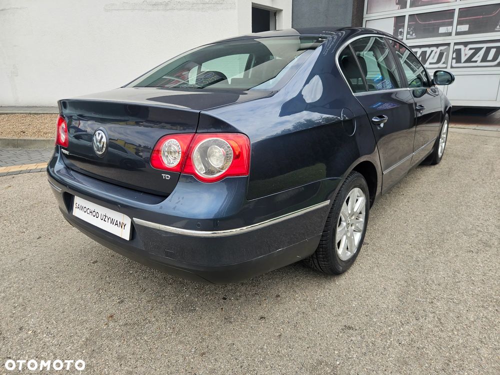 Volkswagen Passat 1.9 TDI Comfortline - 20