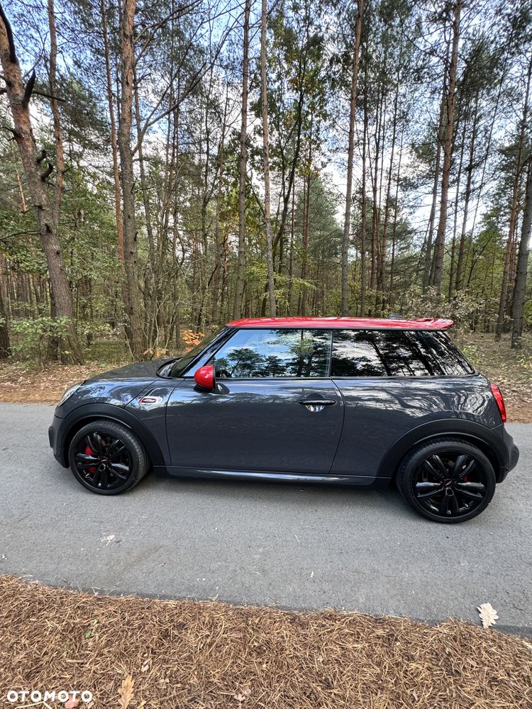 MINI John Cooper Works - 5