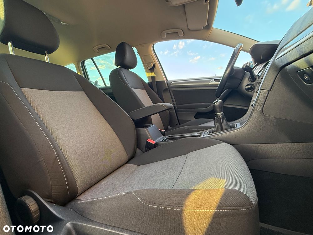 Volkswagen Golf 1.2 TSI BMT Trendline - 16