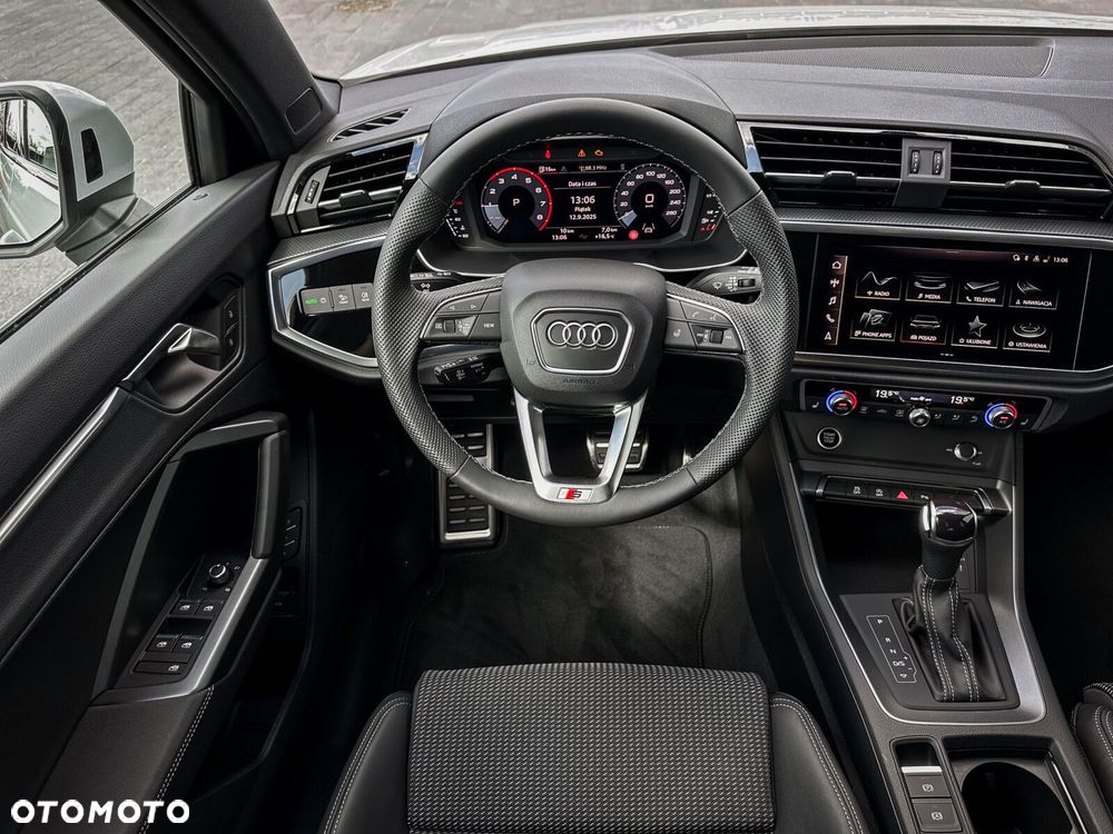 Audi Q3 - 23