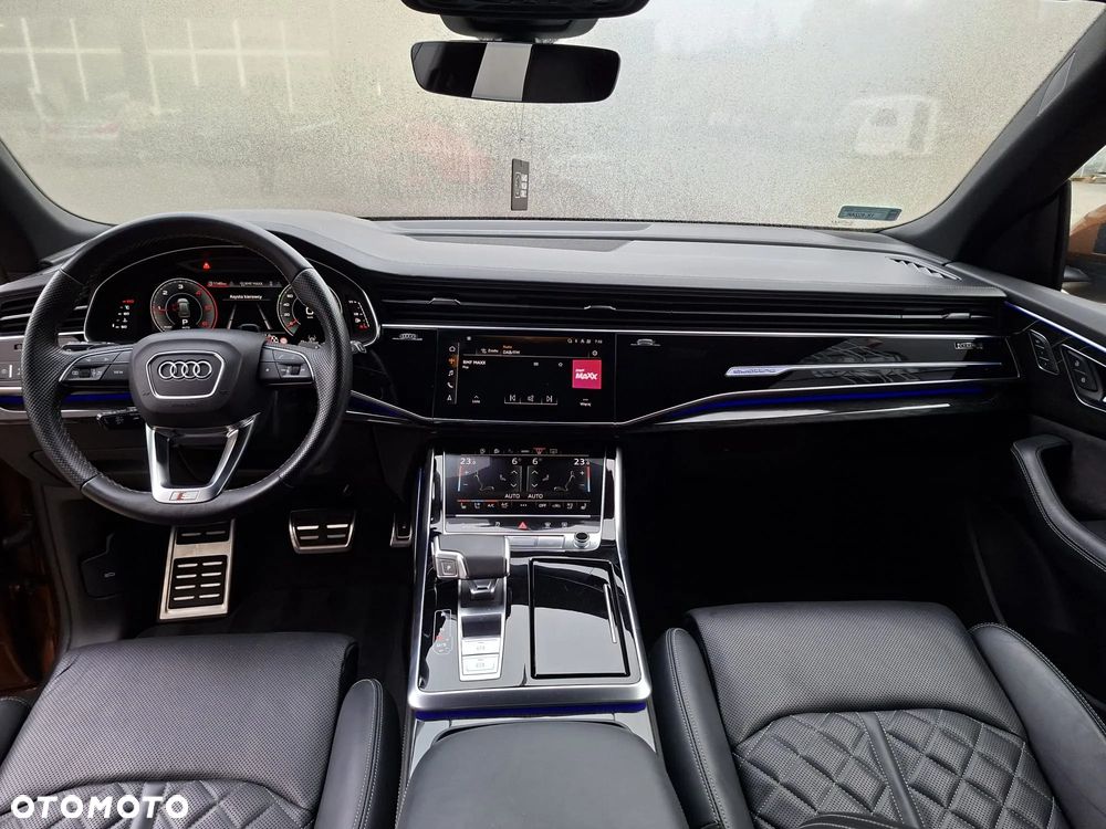 Audi Q8 - 10