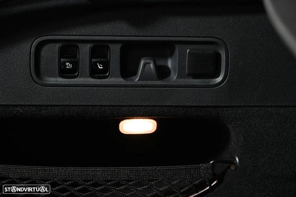 Mercedes-Benz GLC 300 de Coupe 4Matic - 28