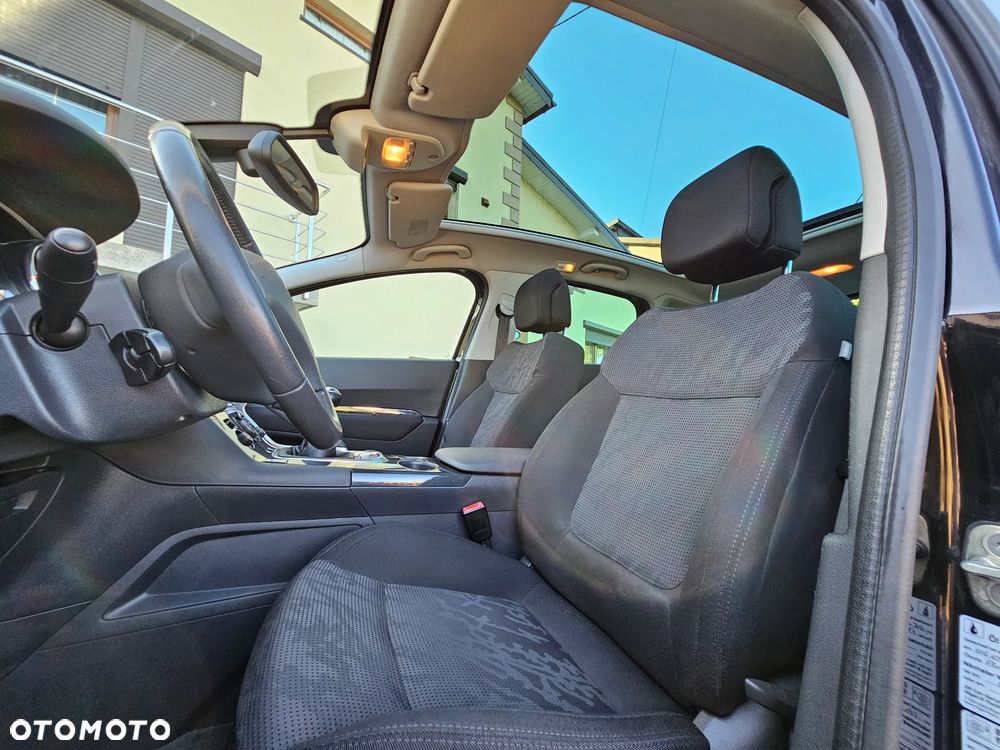 Peugeot 3008 1.6 Premium - 11