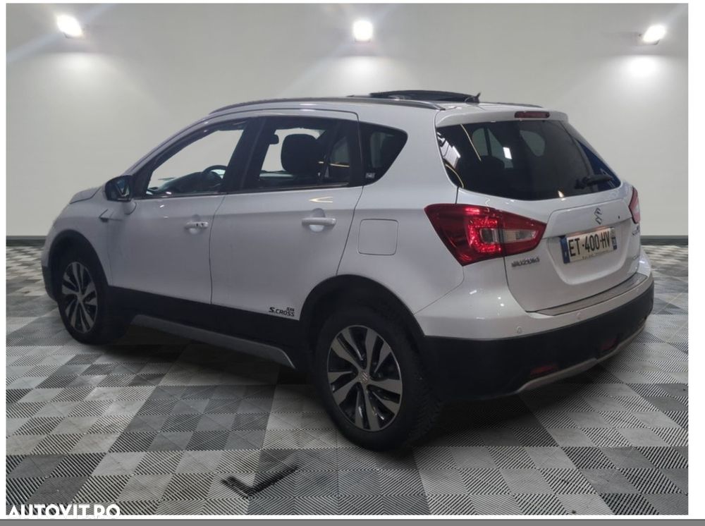 Suzuki S-Cross 1.6 DDIS ALLGRIP Luxus TCSS - 4
