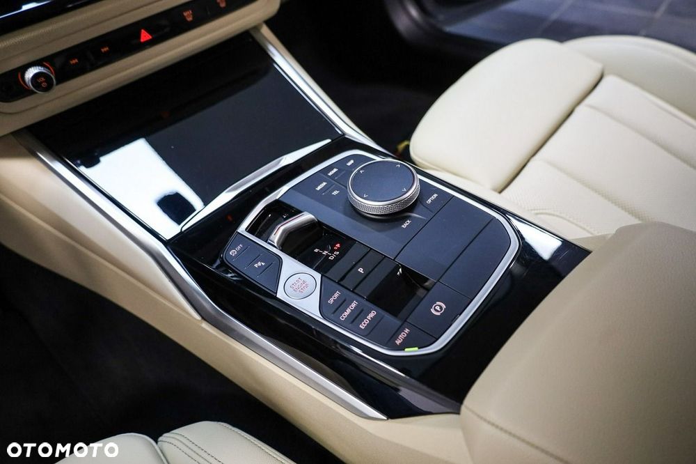 BMW Seria 3 - 18