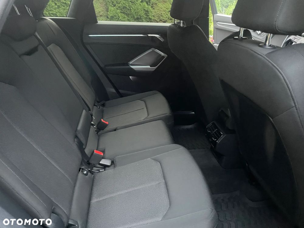 Audi Q3 35 TFSI mHEV S-Line S tronic - 20