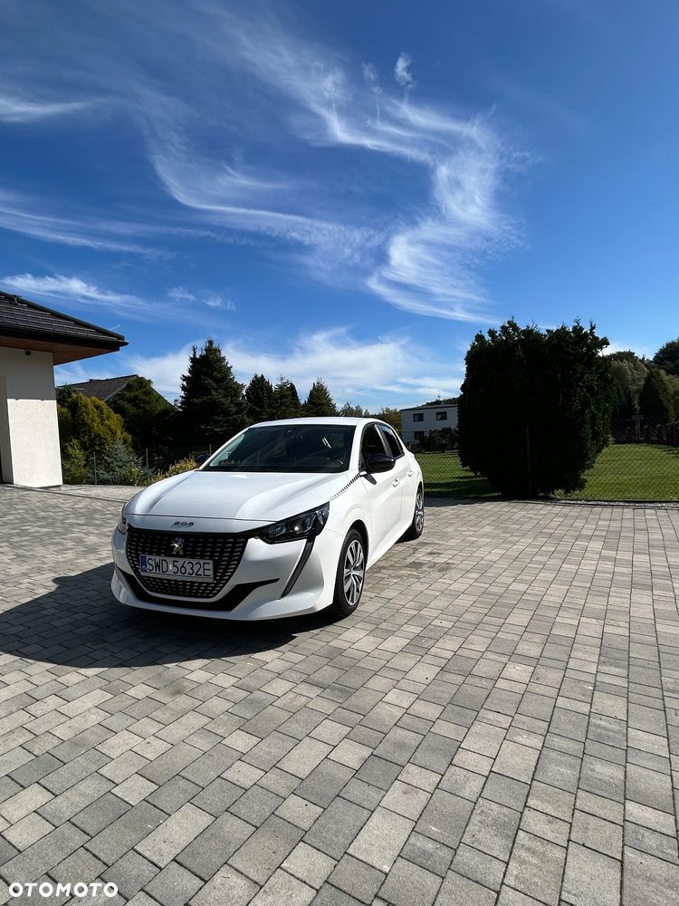 Peugeot 208 - 11