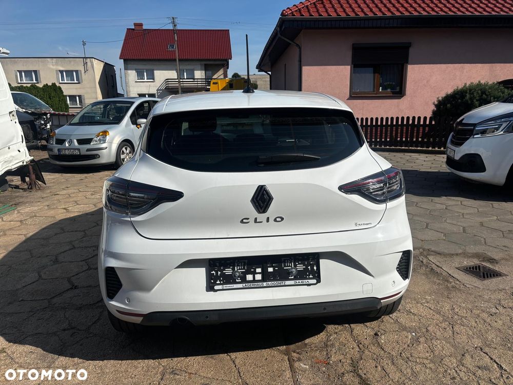 Renault Clio TCe 90 EVOLUTION - 4
