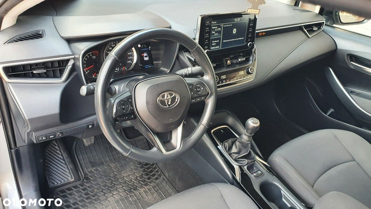 Toyota Corolla 1.6 Comfort - 14