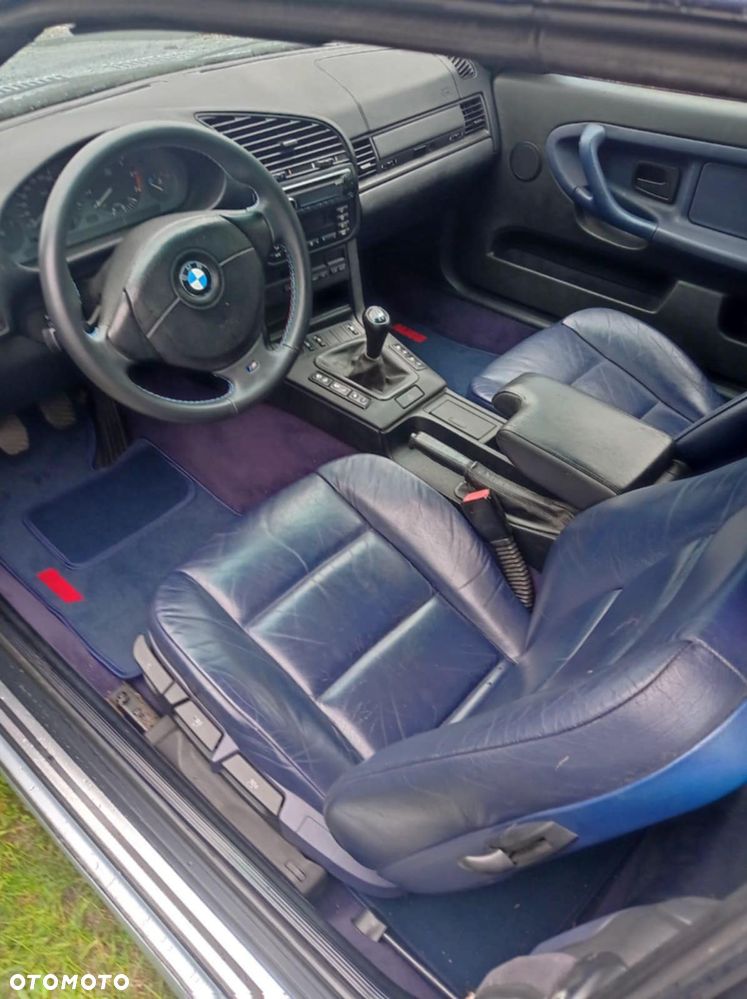BMW Seria 3 318i - 7