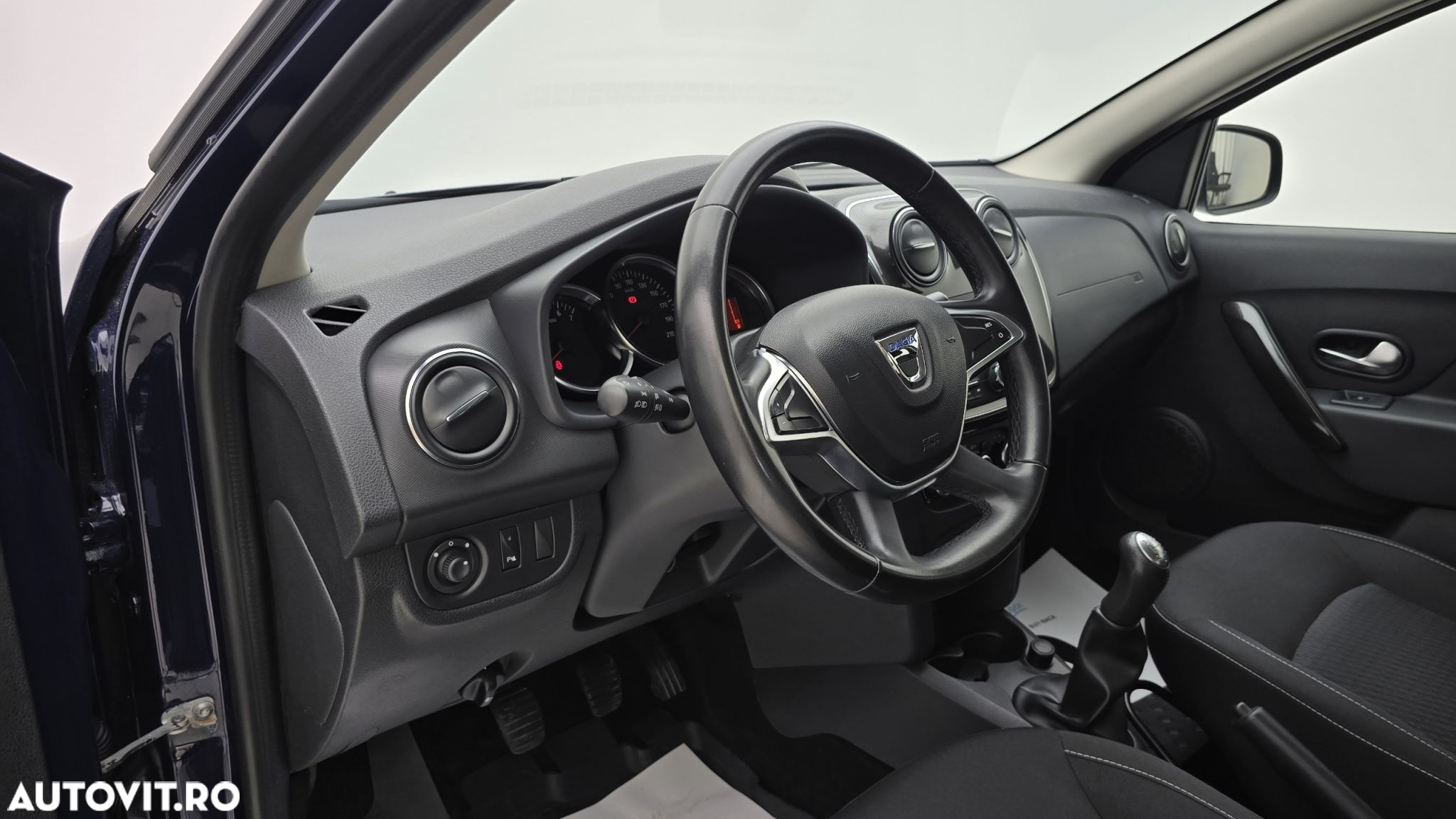 Dacia Logan 1.5 Blue dCi Laureate - 13