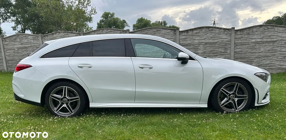 Mercedes-Benz CLA 200 d Shooting Brake 8G-DCT AMG Line - 3