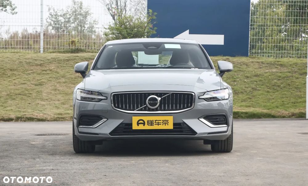 Volvo S60 - 2