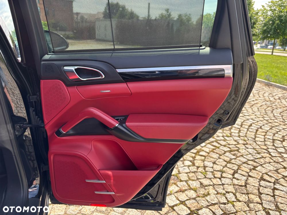 Porsche Cayenne Diesel Platinum Edition - 25