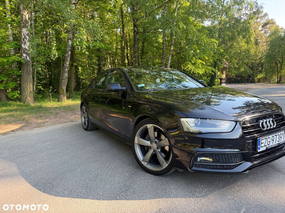 Audi A4 Limousine - 1
