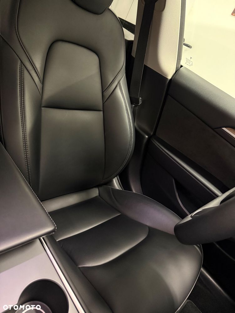 Tesla Model 3 Long Range AWD - 22